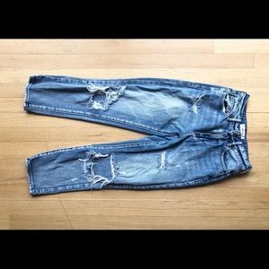 PacSun ripped mom jeans lightly used